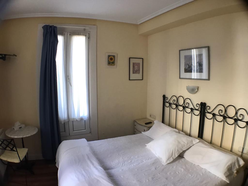 Pension Anne Сан-Себастьян Экстерьер фото